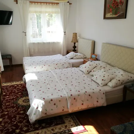 Gosciniec Grek Zorba - I 4 Osobowe - 16km Od Zator Energylandia منزل للإقامة *